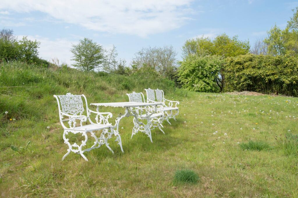 Farmhouse Garden