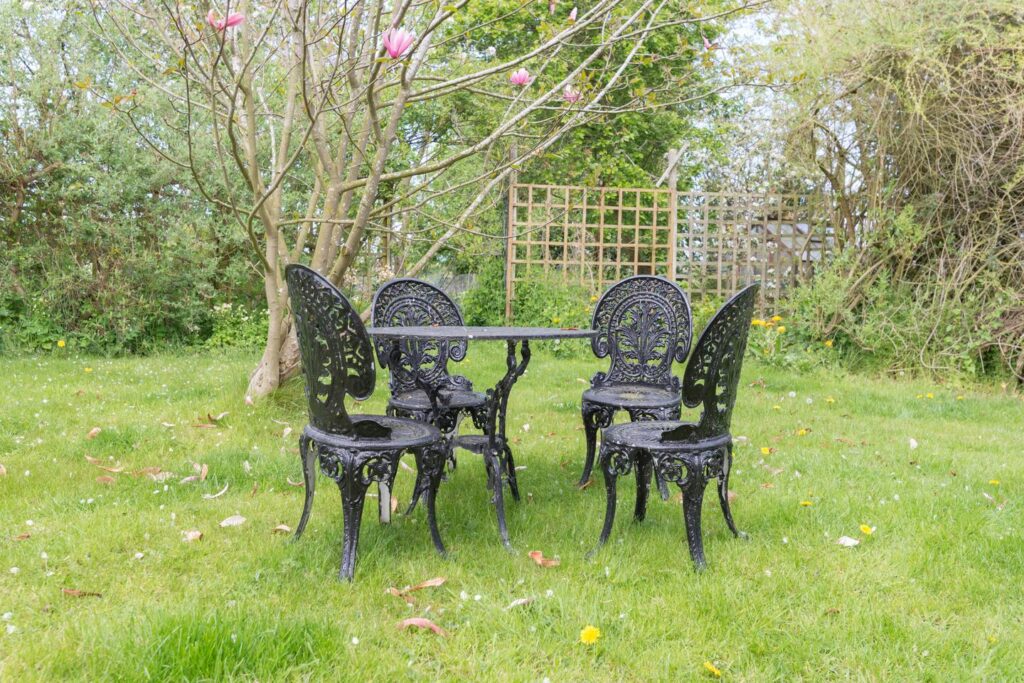 Farmhouse Garden